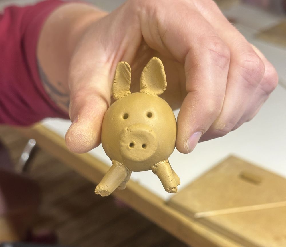Tiere aus Ton getöpfert